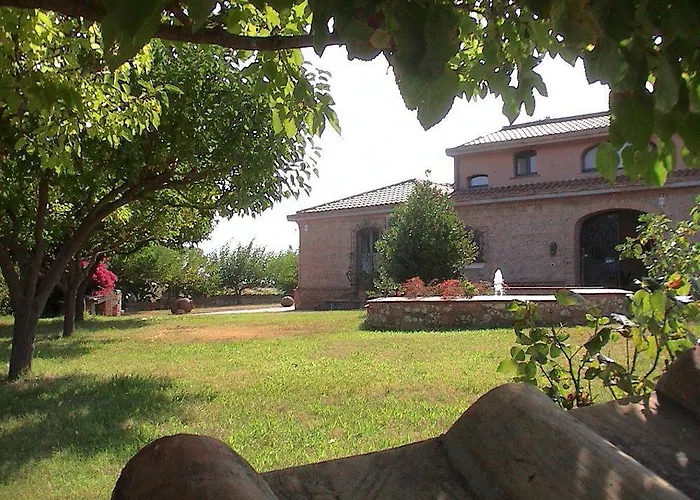 Borgo Piazza Country מלון *