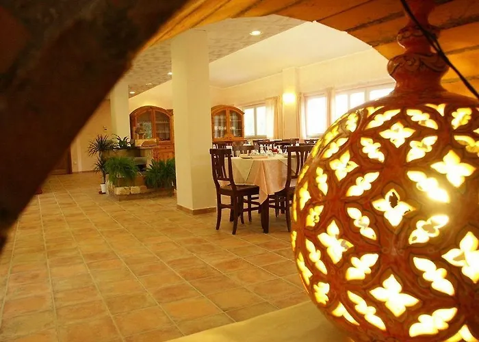 Borgo Piazza Country מלון